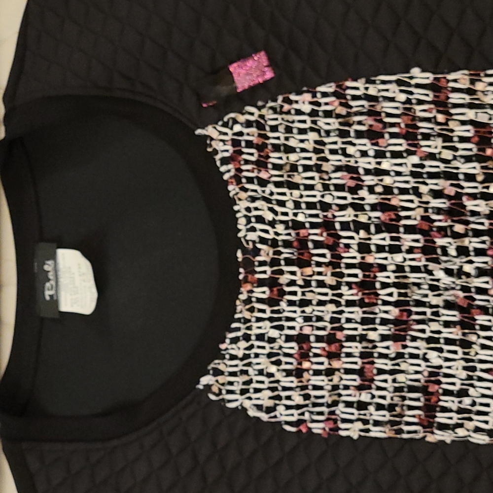 Bali Multifabric Top, 92% polyester,  8% spandex, size P/S